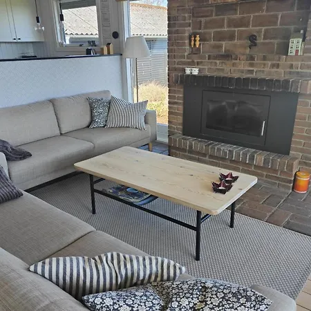 Feriehus Silka - 250m From The Sea By Interhome *